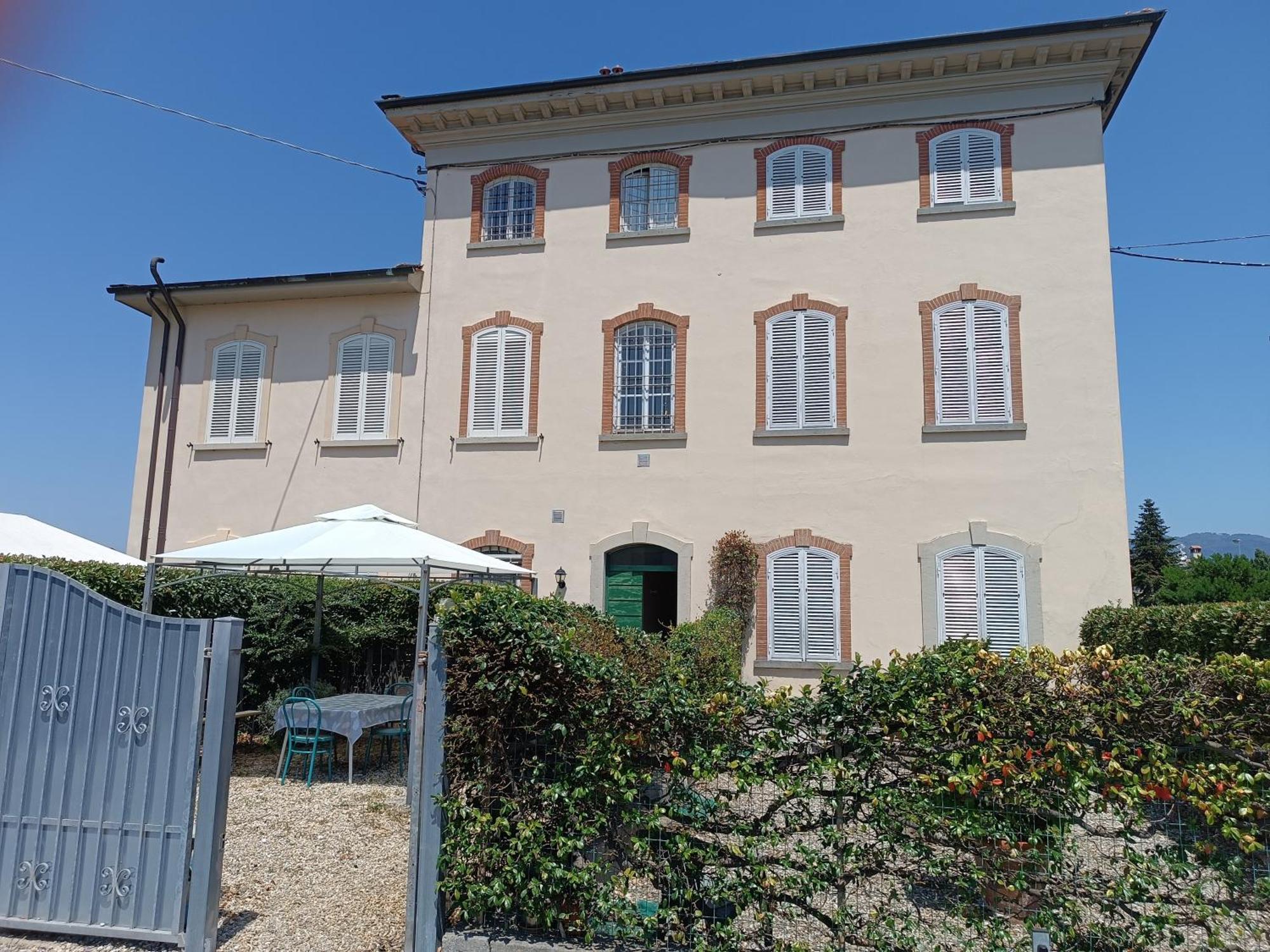 Casa Garibaldi Villa Lucca Bagian luar foto